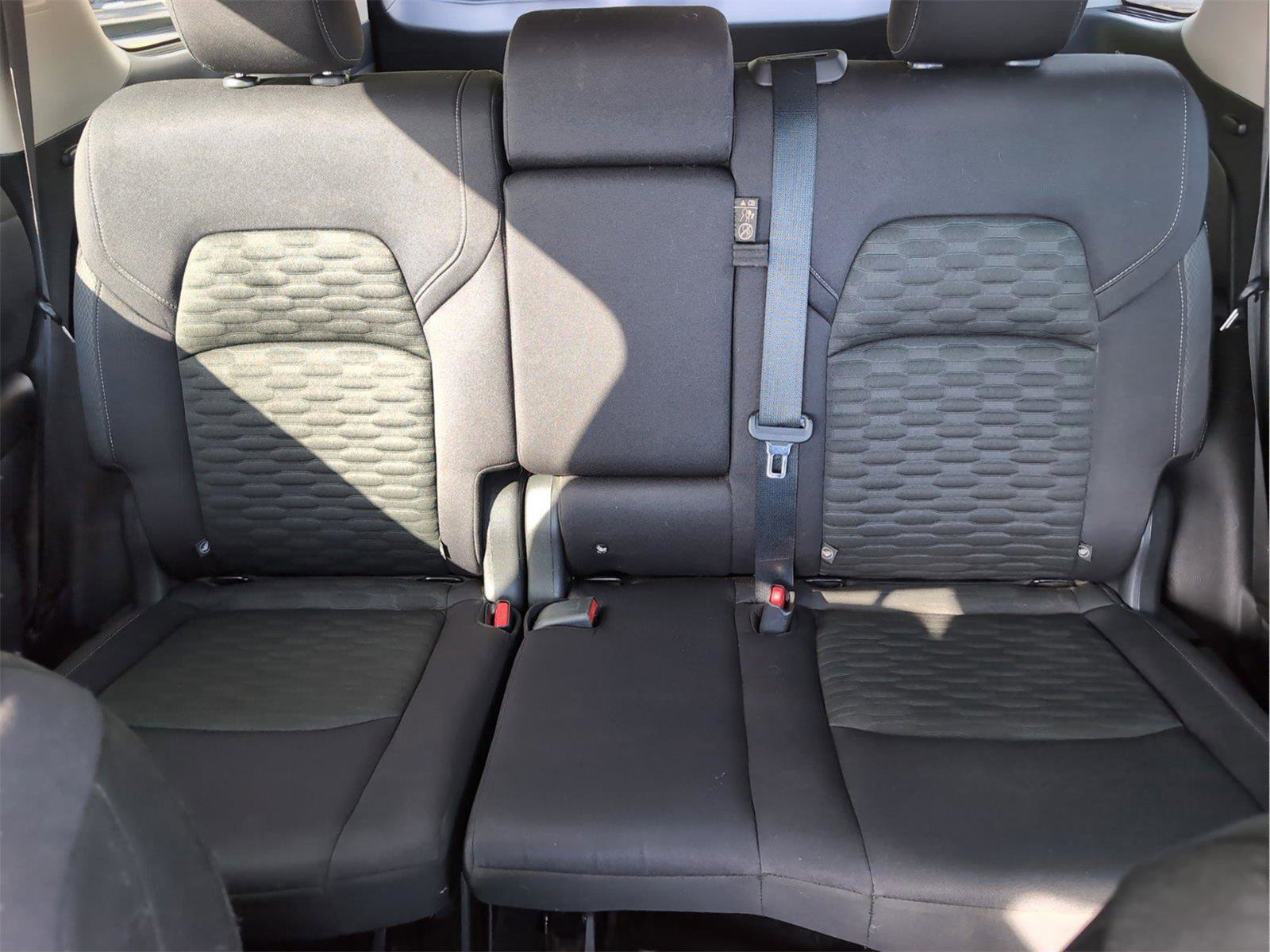 Used 2022 Nissan Pathfinder S FWD image 26