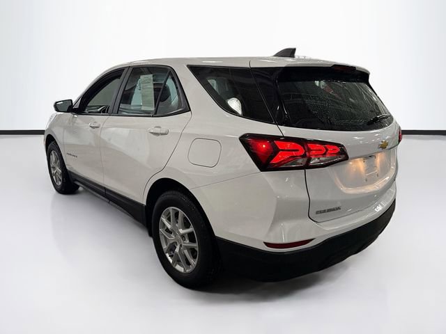 Used 2023 Chevrolet Equinox LS w/ Driver Confidence II Package image 8