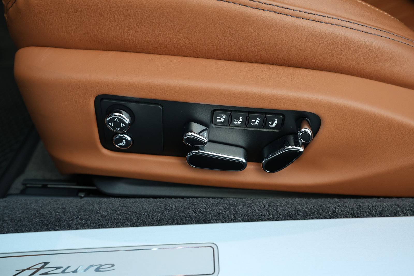 Certified 2026 Bentley Continental GT Azure AWD/4WD image 29