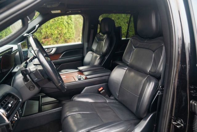 Used 2023 Lincoln Navigator Reserve w/ Equipment Group 201A image 40