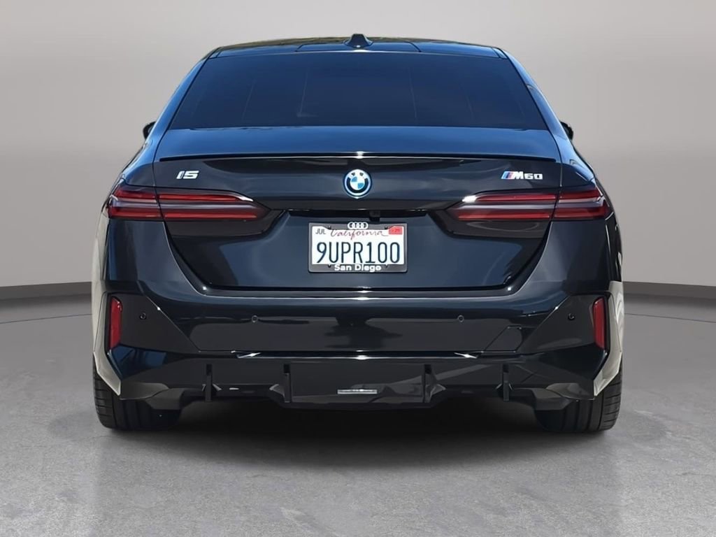 Used 2025 BMW i5 M60 w/ Executive Package image 7