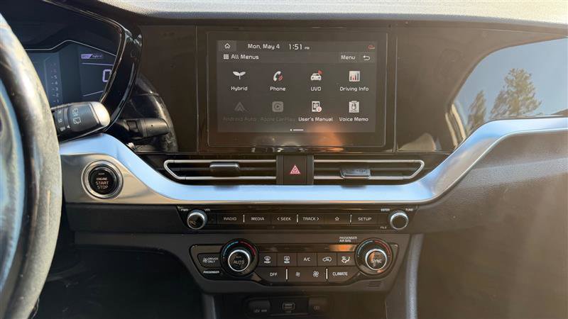 Used 2020 Kia Niro Touring FWD image 19