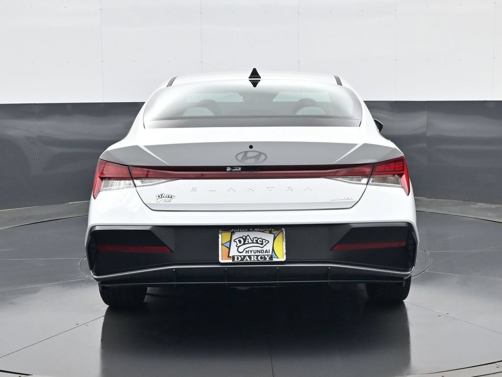 New 2026 Hyundai Elantra Limited FWD image 6