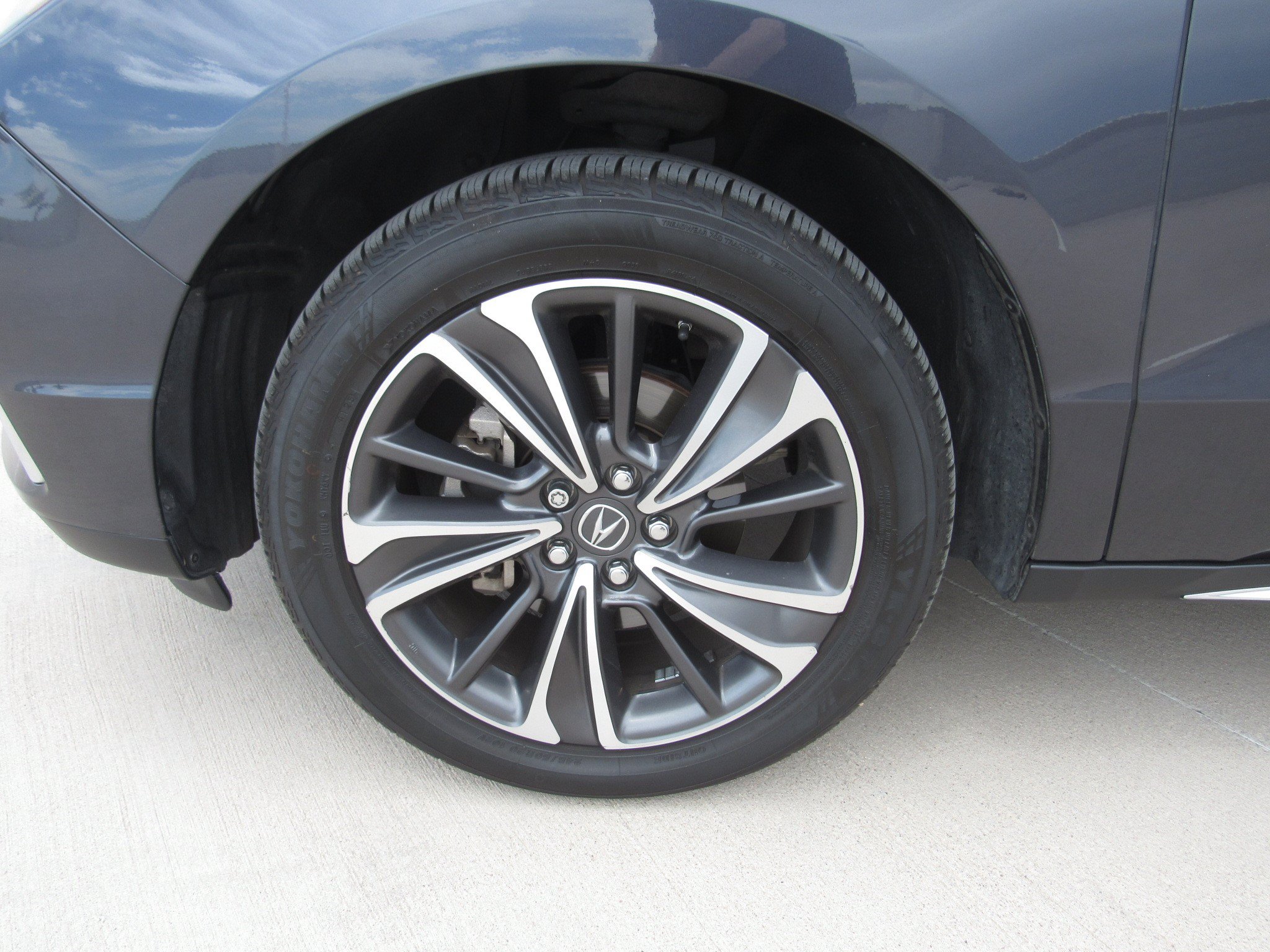 Certified 2020 Acura MDX SH-AWD w/ Technology Package image 4