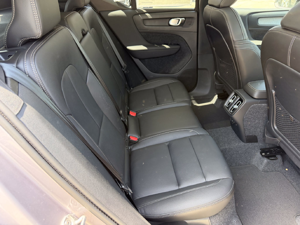 New 2026 Volvo XC40 B5 Plus w/ Climate Package AWD/4WD image 11