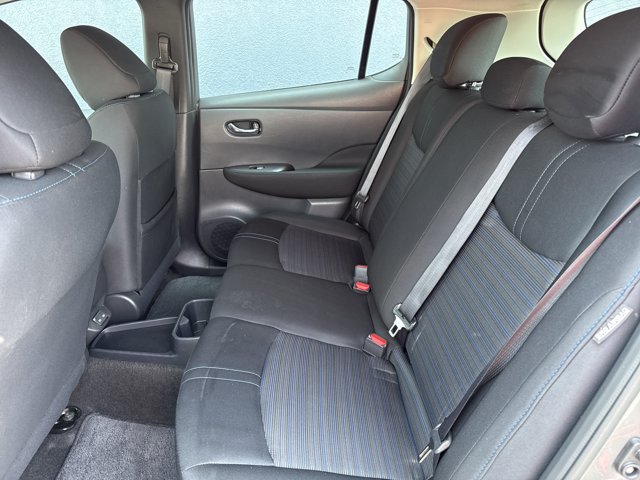 Certified 2025 Nissan Leaf S FWD image 6