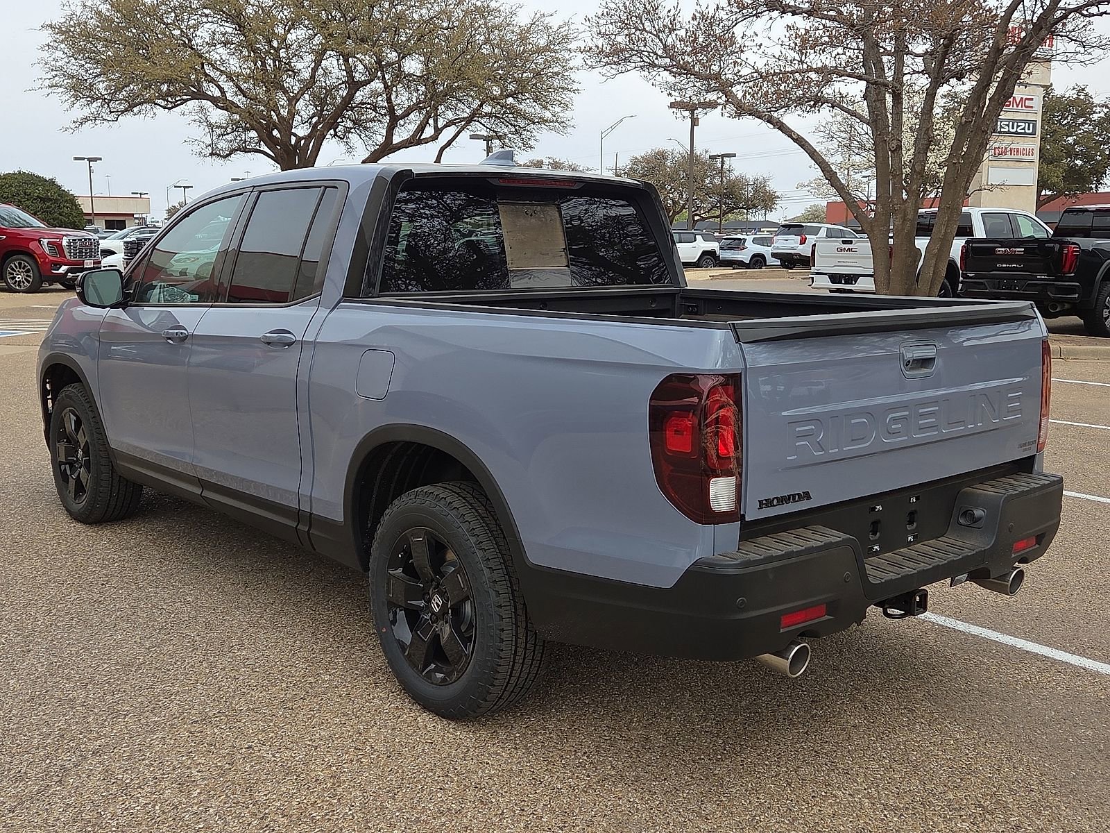 New 2026 Honda Ridgeline Black Edition image 3