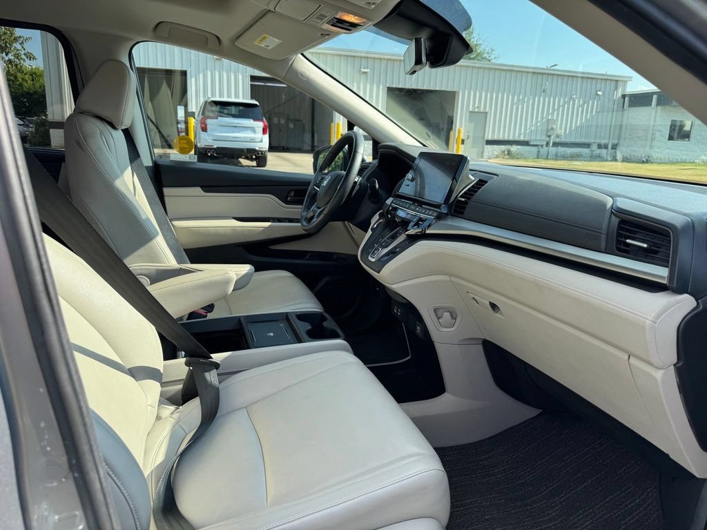 Used 2025 Honda Odyssey EX-L image 10