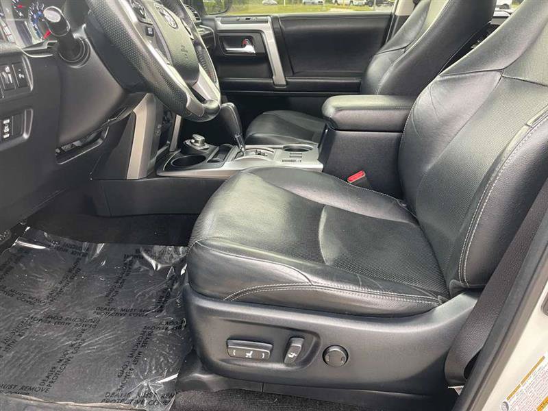Used 2018 Toyota 4Runner Limited AWD/4WD image 42
