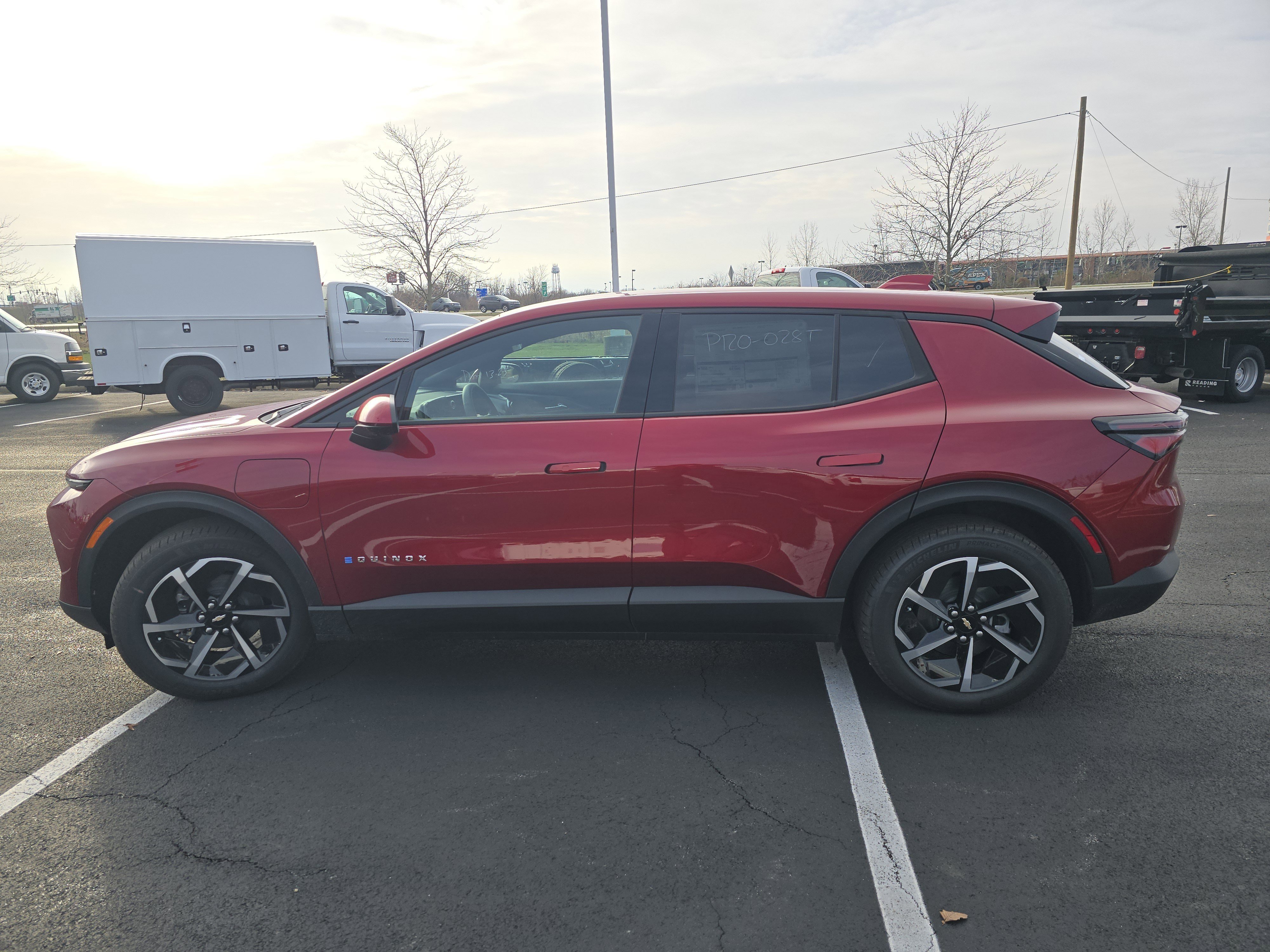 New 2026 Chevrolet Equinox EV LT image 14