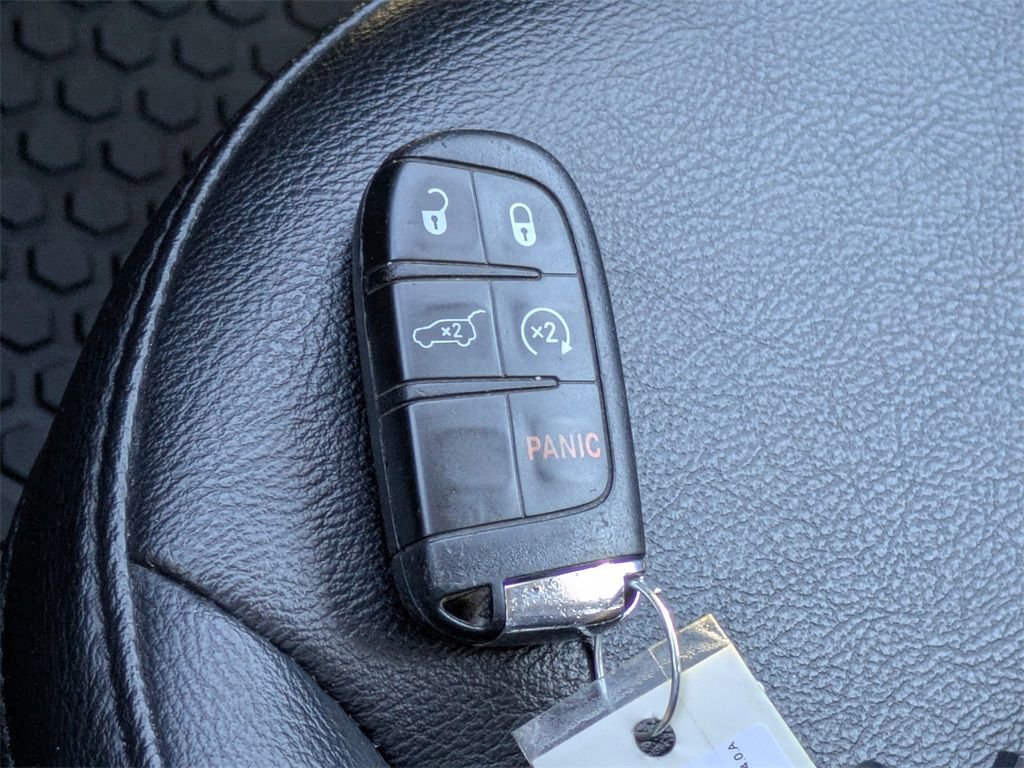 Used 2019 Jeep Compass Latitude FWD image 27