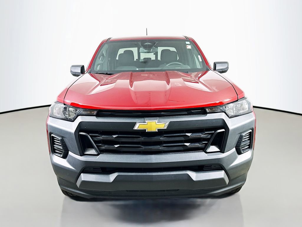 Used 2025 Chevrolet Colorado W/T w/ WT Custom Package RWD image 2