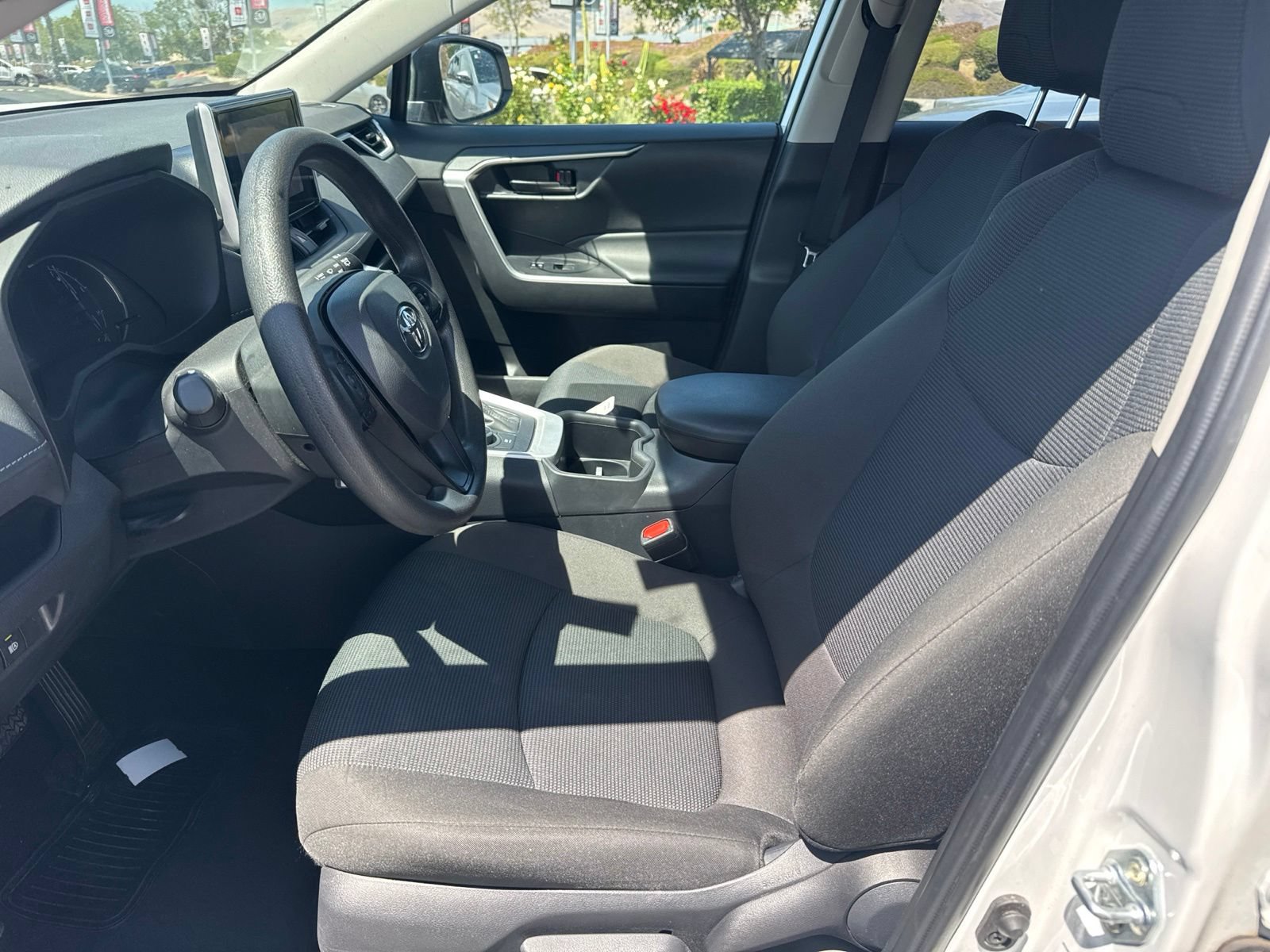 Certified 2025 Toyota RAV4 LE AWD/4WD image 14