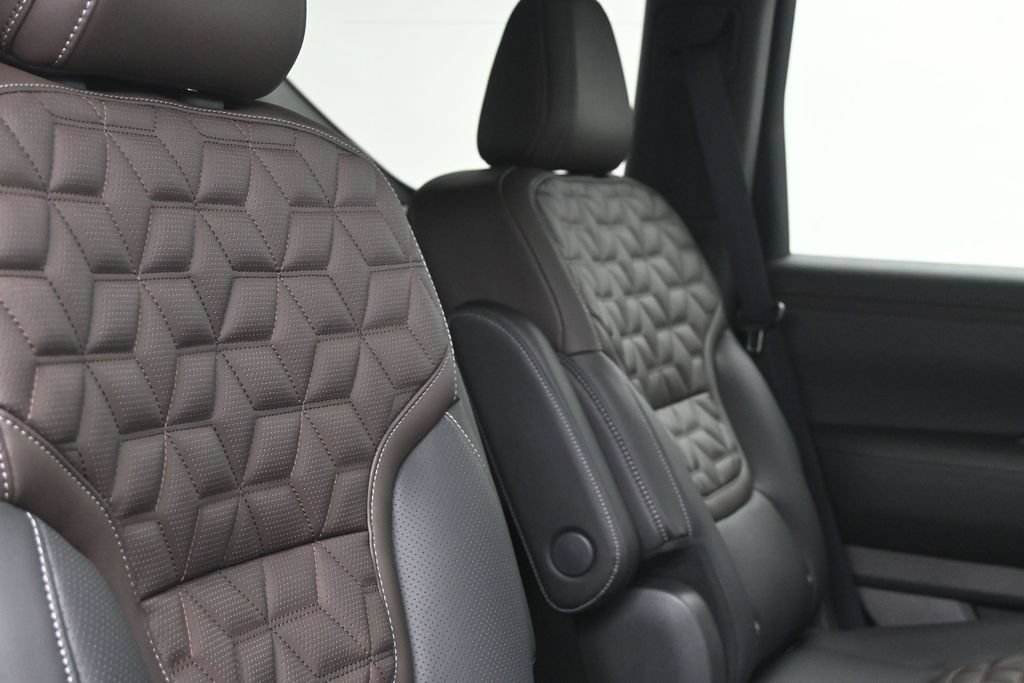 New 2026 Nissan Armada Platinum AWD/4WD image 10