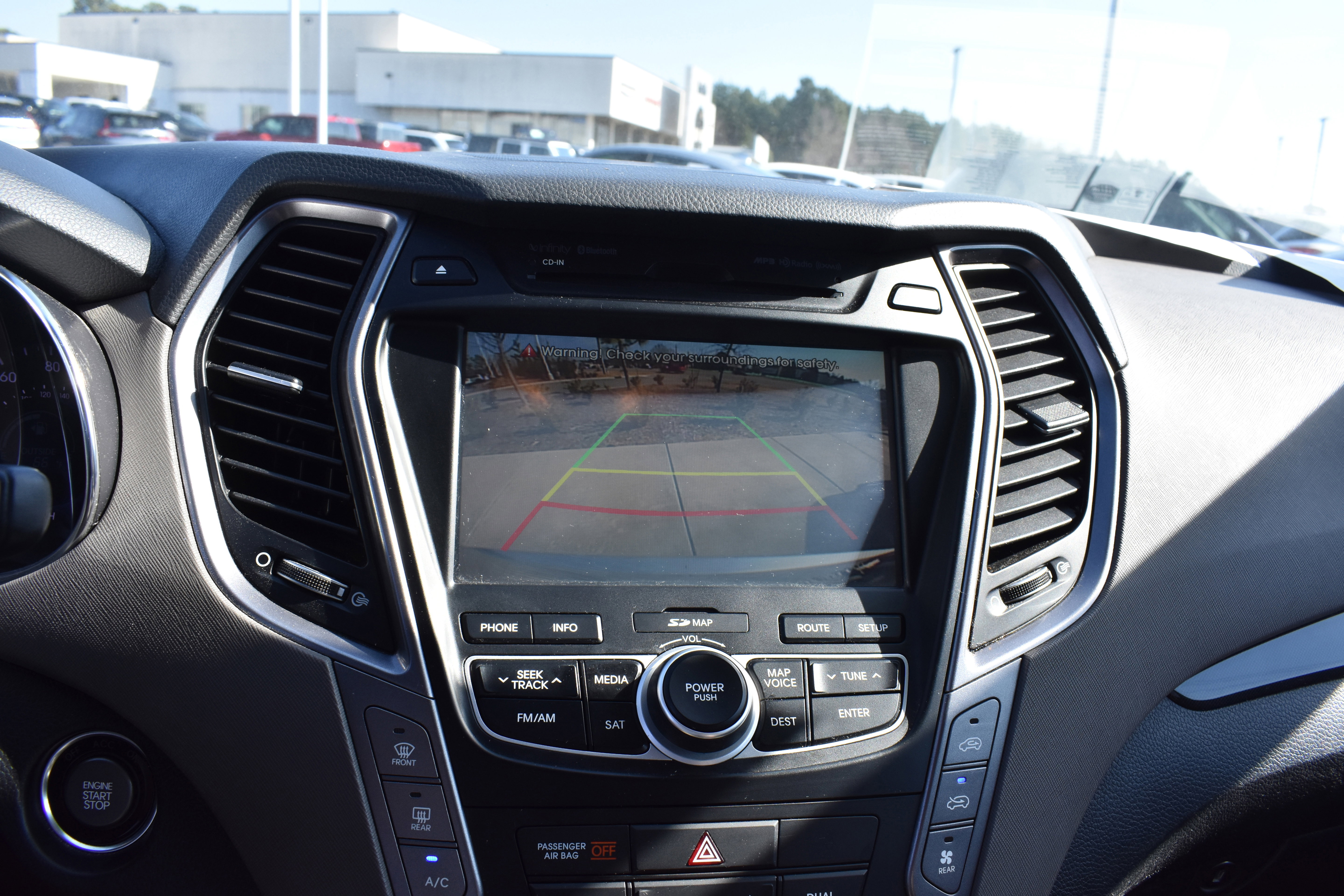 Used 2016 Hyundai Santa Fe Limited w/ Option Group 04 image 20