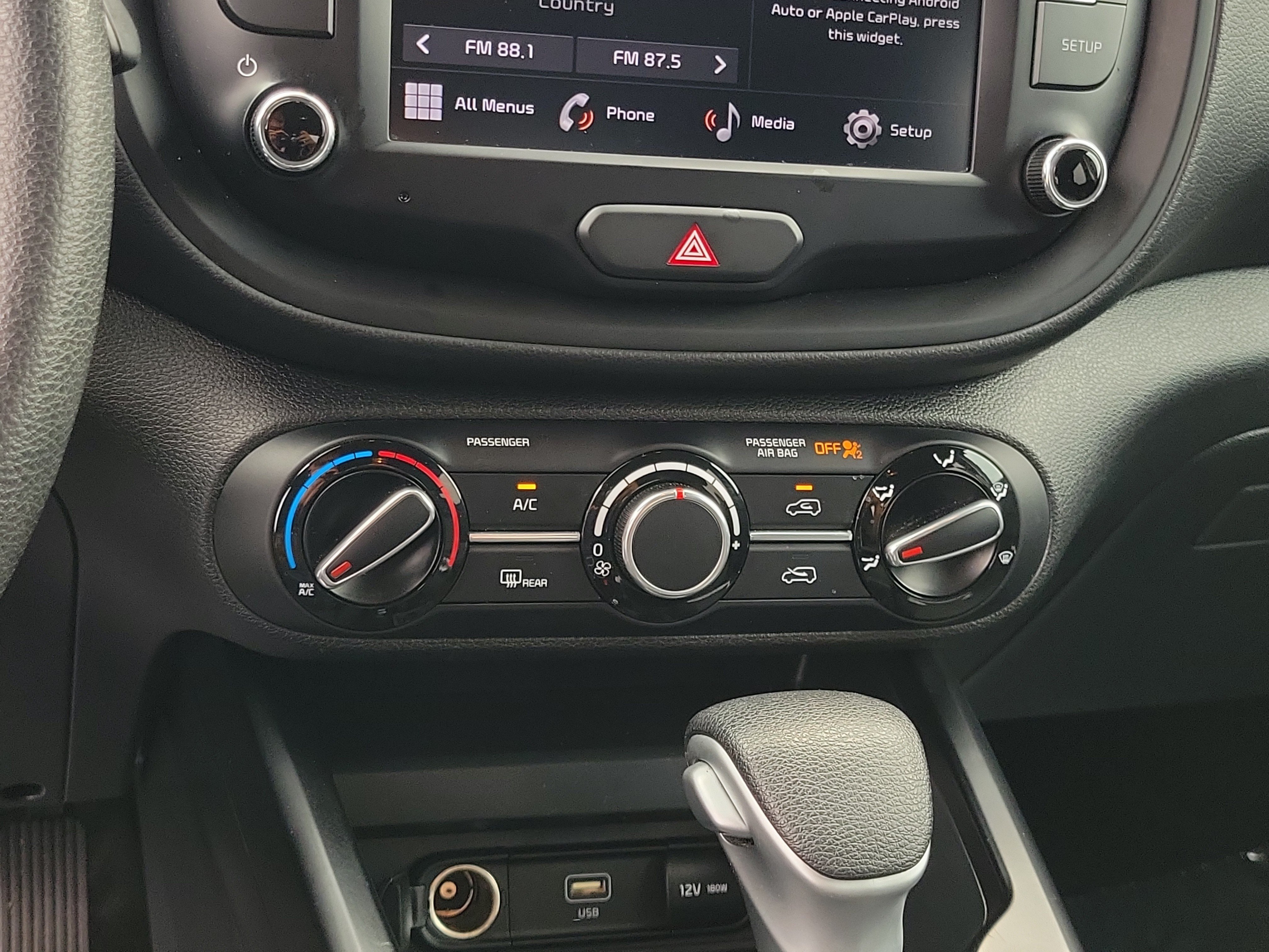 Used 2024 Kia Soul LX w/ Option Group 015 FWD image 27
