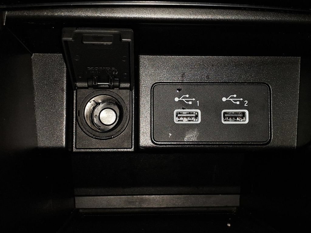 Used 2021 Honda Accord Sport image 23
