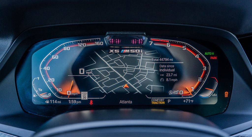 Used 2023 BMW X5 M50i w/ Executive Package image 9