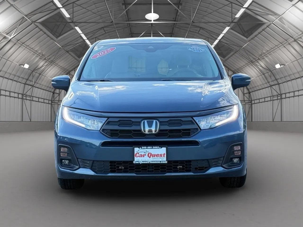 Used 2025 Honda Odyssey EX-L image 2
