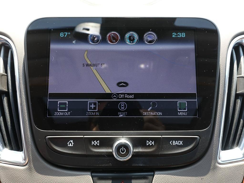 Used 2017 Chevrolet Malibu Premier w/ Premier Sun and Wheel Package FWD image 17