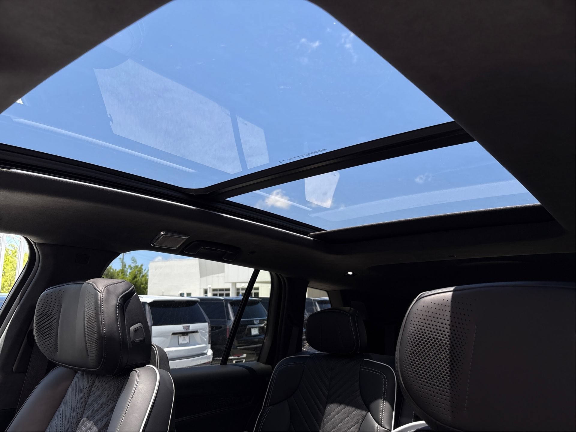 New 2027 Cadillac Vistiq Sport AWD/4WD image 32