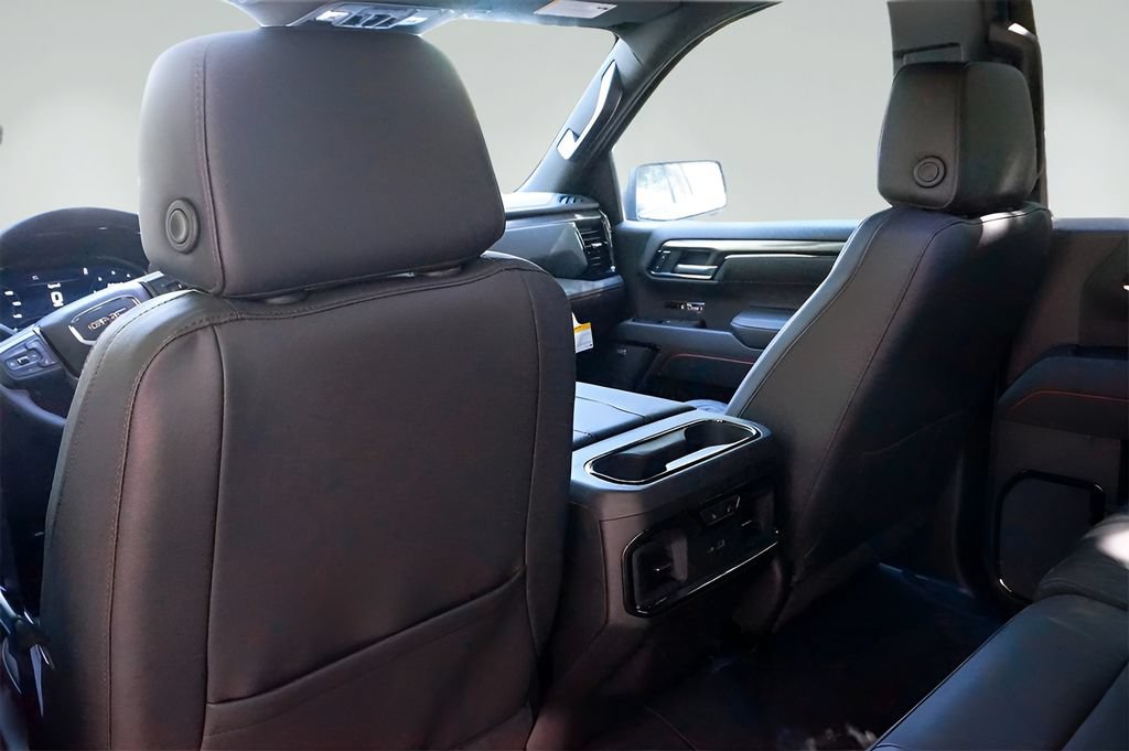 Used 2025 GMC Sierra 1500 Denali Ultimate AWD/4WD image 9