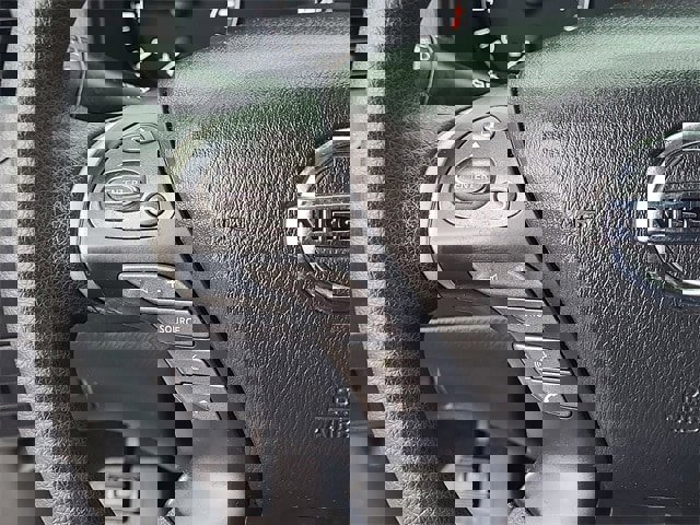 Used 2018 Nissan Pathfinder S image 12