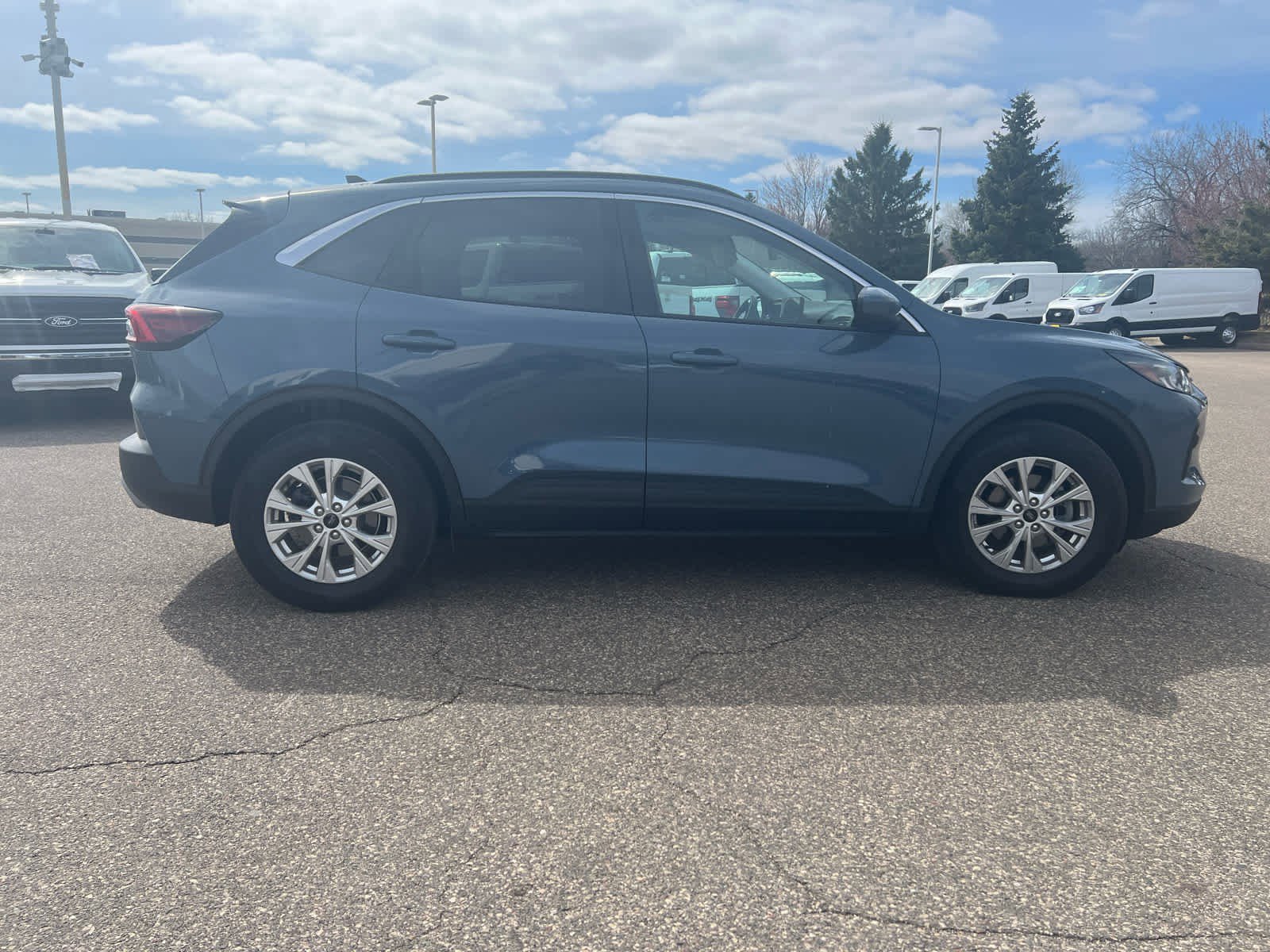 Used 2023 Ford Escape Active w/ Tech Pack #2 AWD/4WD image 8