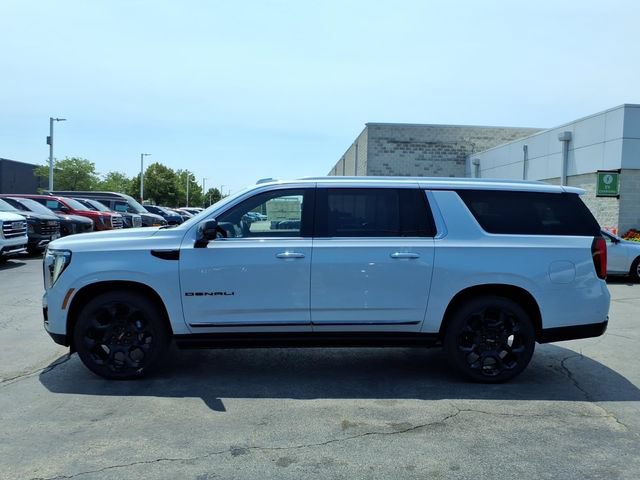 New 2026 GMC Yukon XL Denali Ultimate AWD/4WD image 10