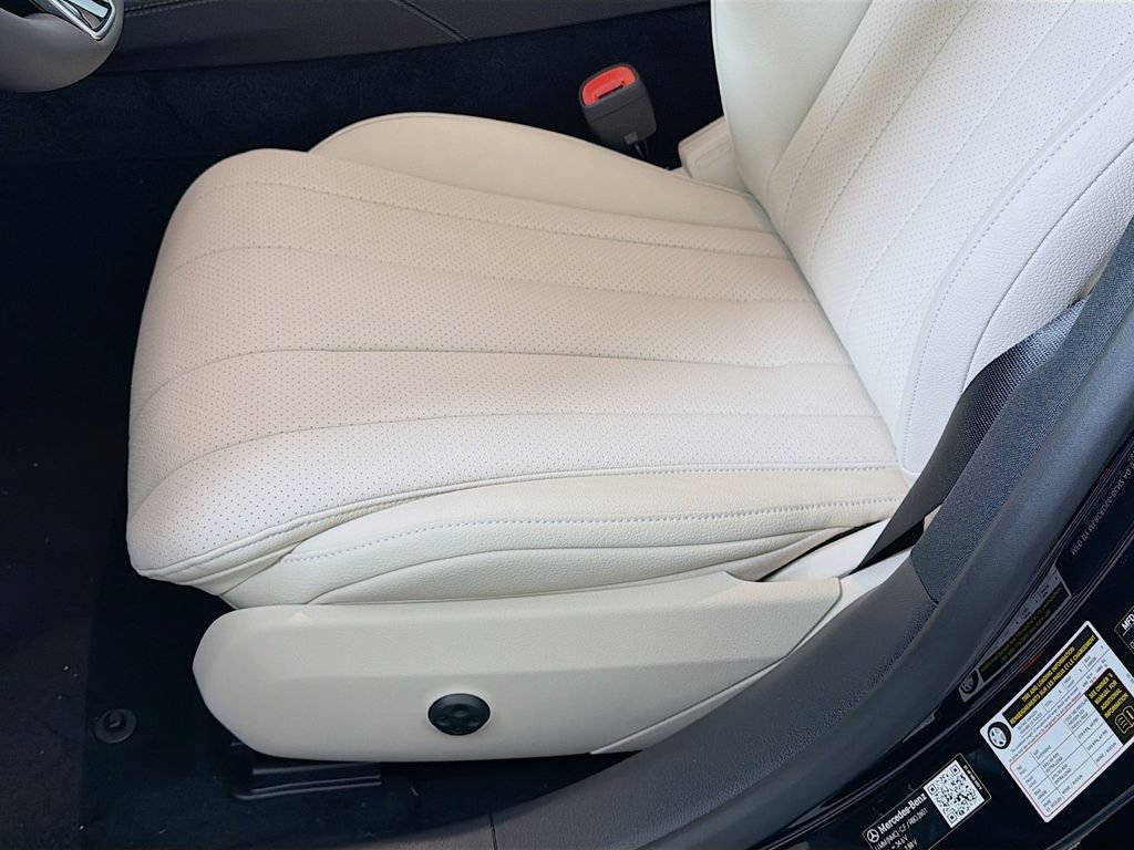 New 2026 Mercedes-Benz E 350 4MATIC Sedan image 22