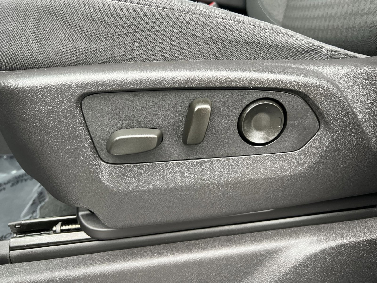 Used 2024 Chevrolet Silverado 1500 RST image 14