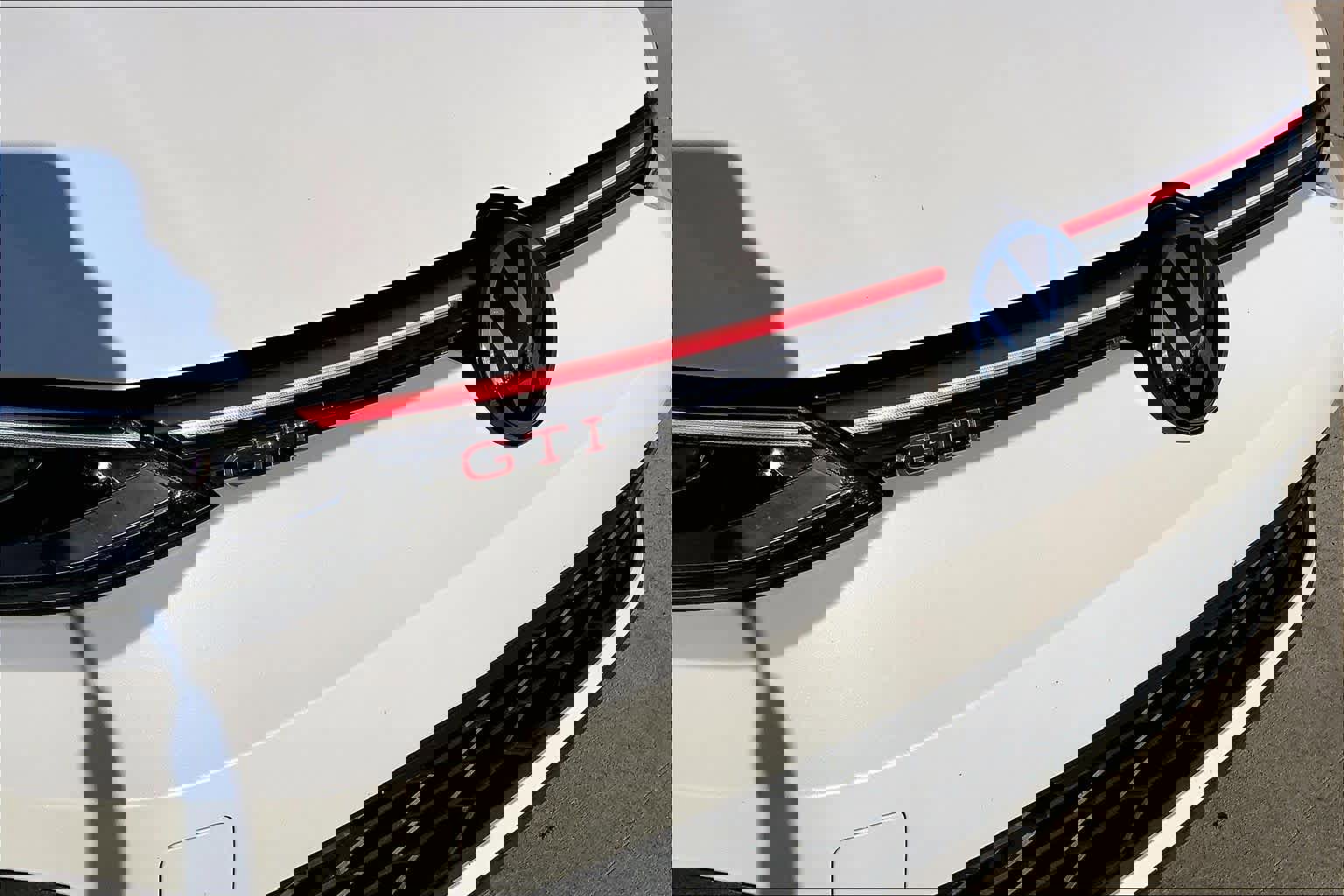 Used 2024 Volkswagen GTI SE image 30