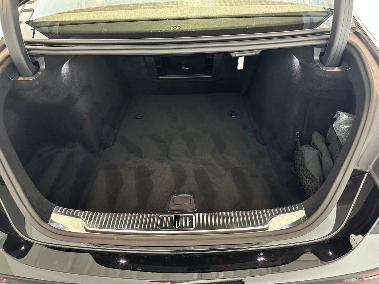 Certified 2024 Mercedes-Benz S 580 4MATIC Sedan image 15
