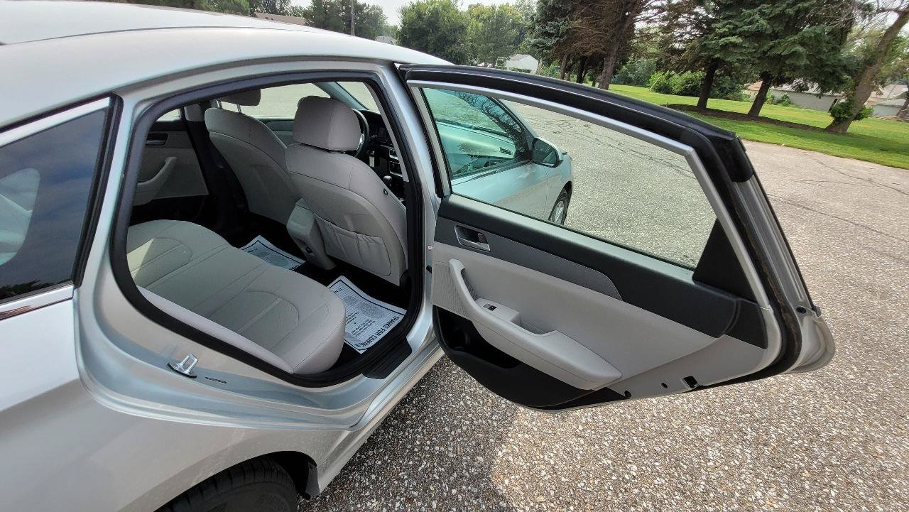 Used 2019 Hyundai Sonata ECO FWD image 13