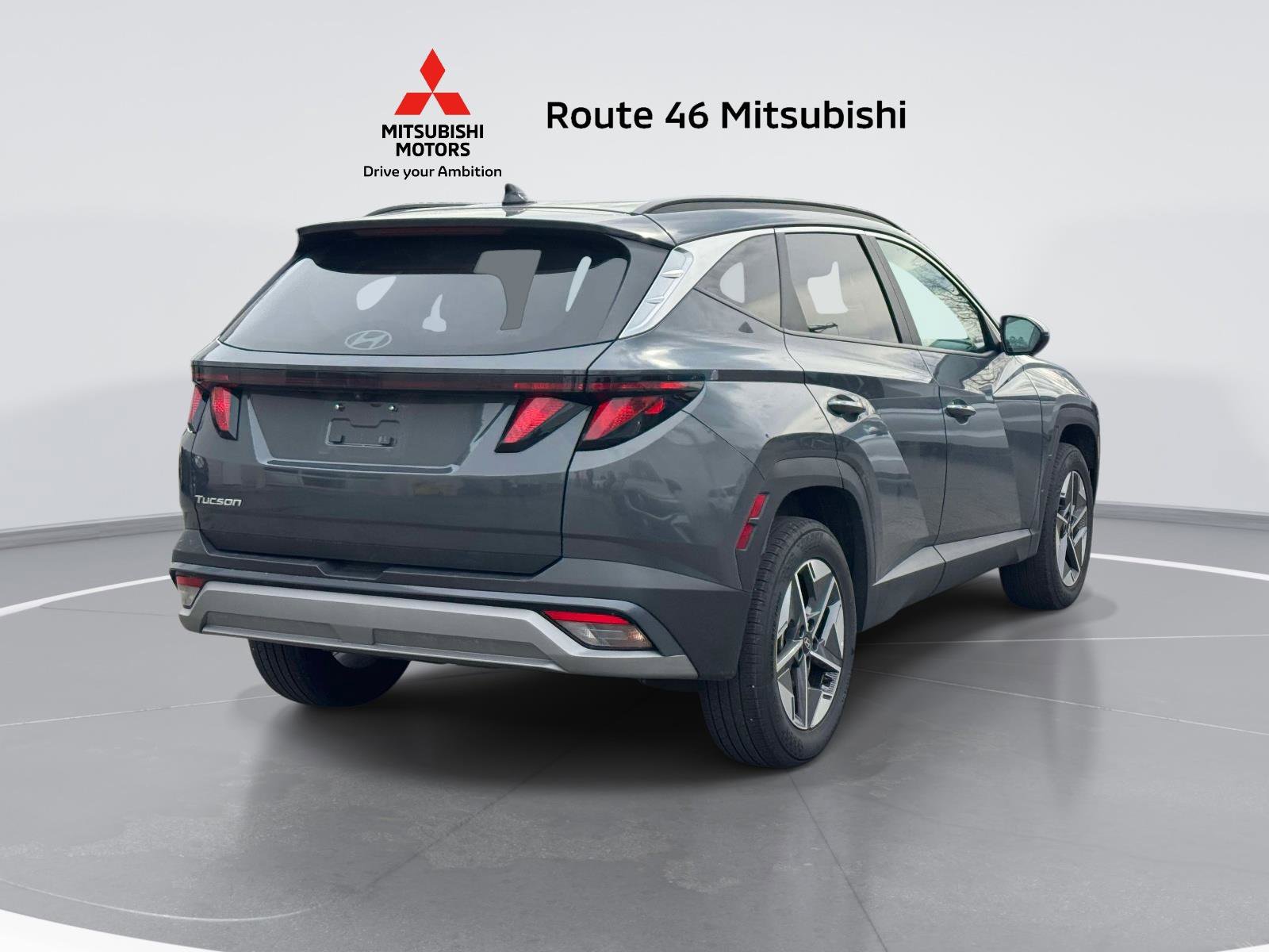 Used 2025 Hyundai Tucson SEL AWD/4WD image 2