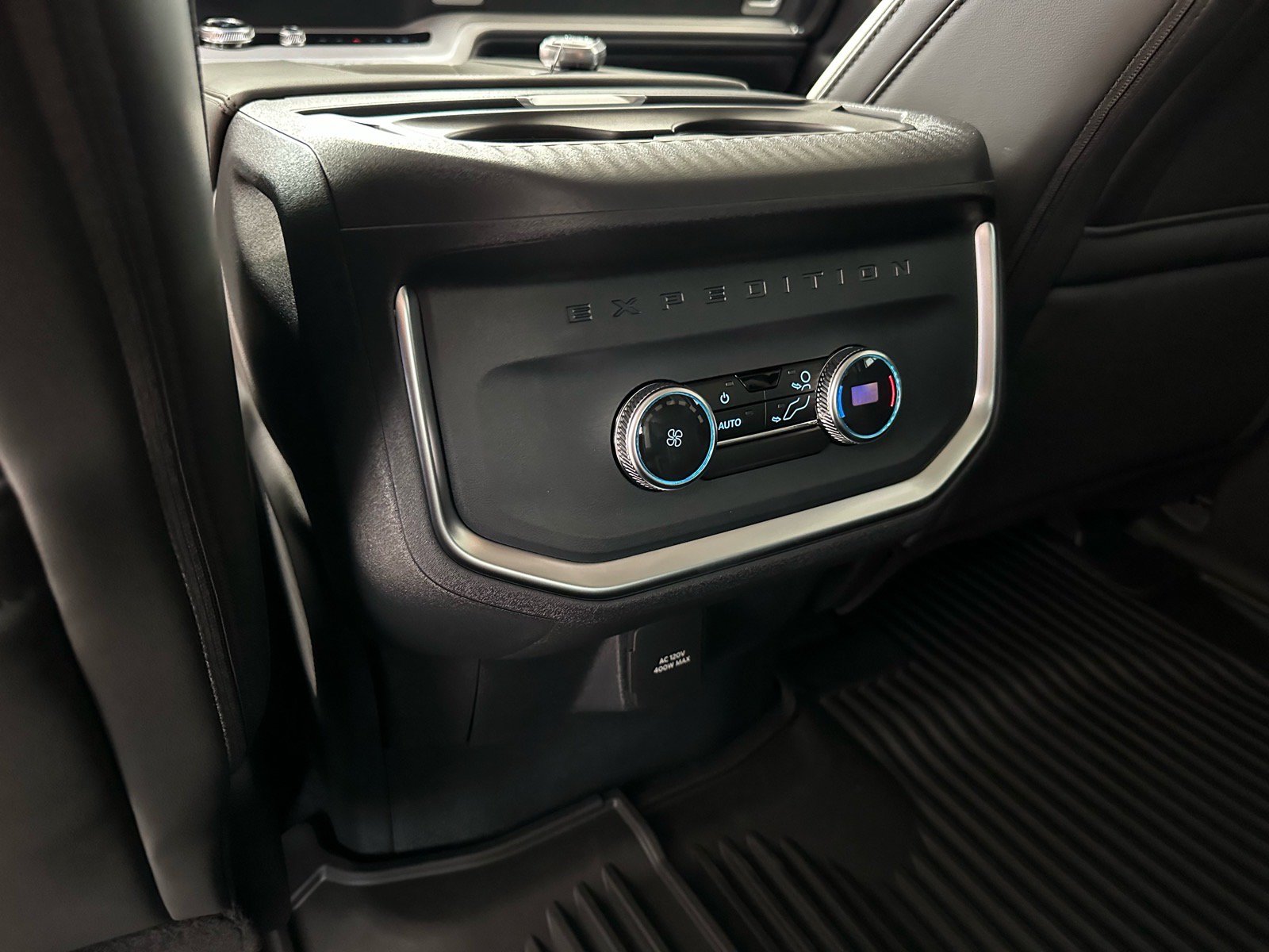 New 2027 Ford Expedition Max Active RWD image 28