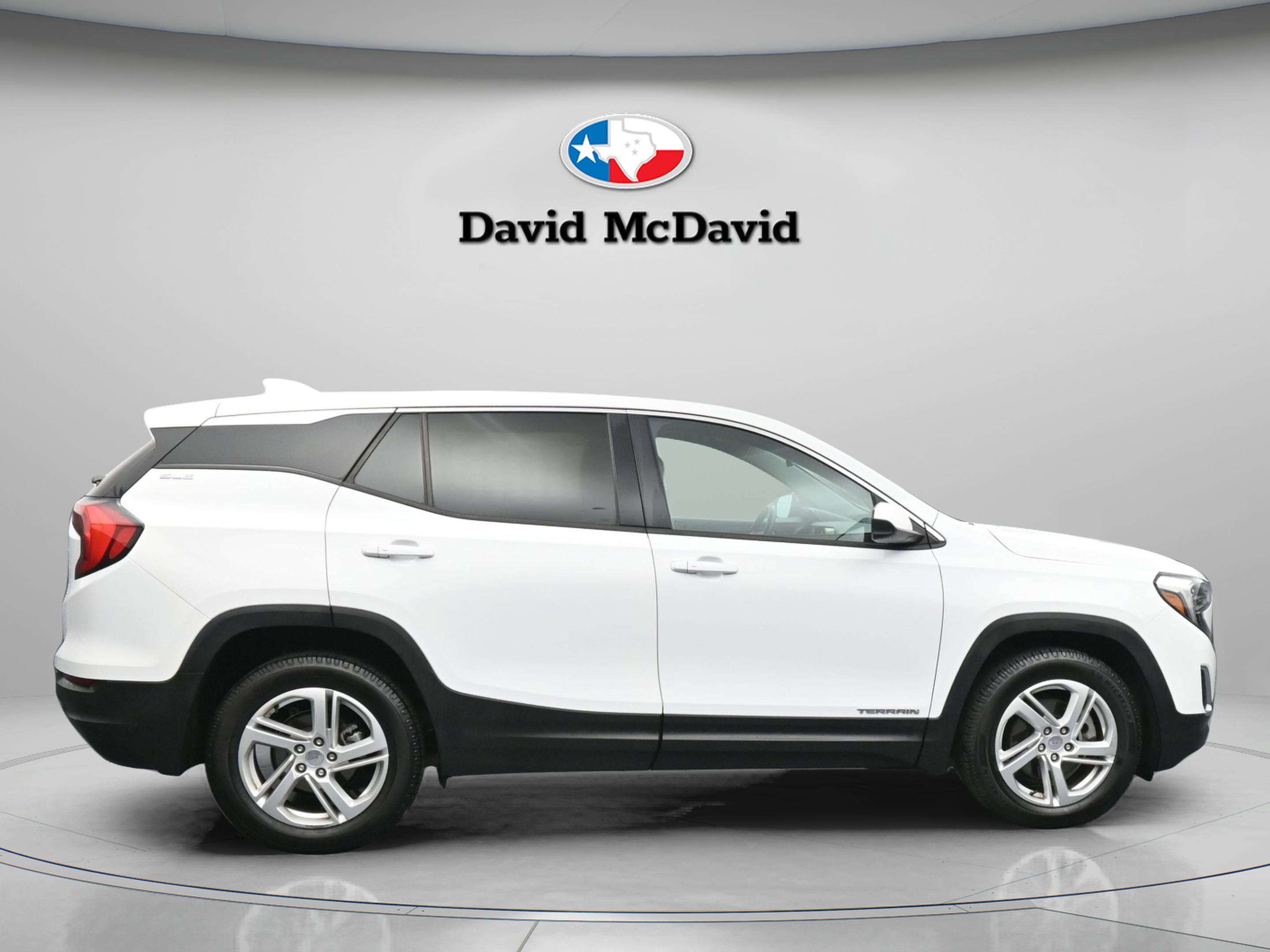 Used 2018 GMC Terrain SLE FWD image 9