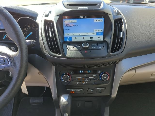 Used 2017 Ford Escape SE w/ Equipment Group 201A image 9