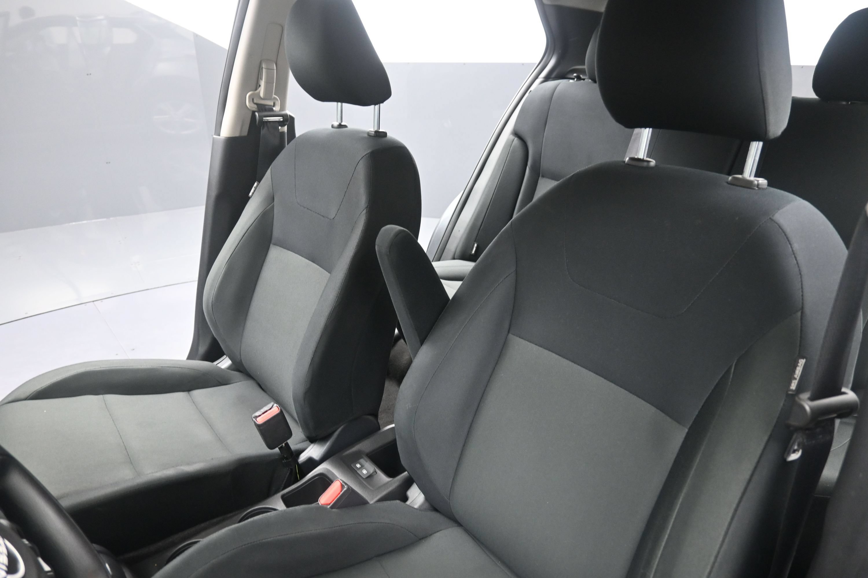 Used 2024 Nissan Kicks S FWD image 17