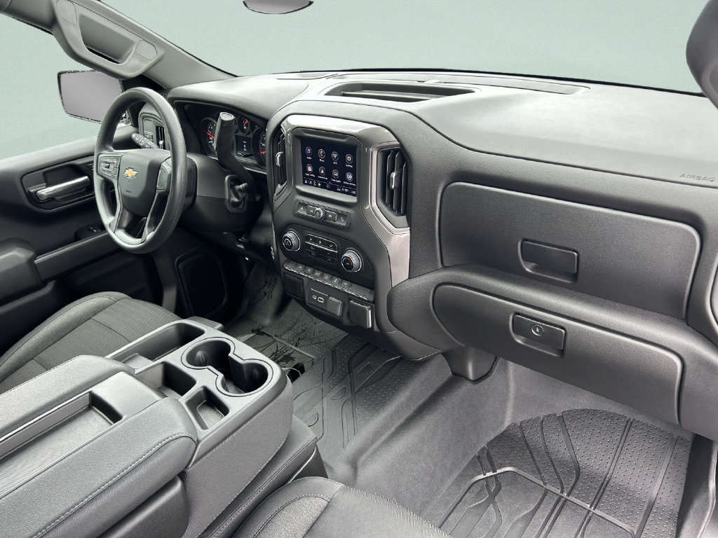 Used 2026 Chevrolet Silverado 1500 Custom RWD image 16