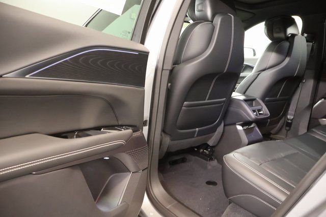 New 2026 Cadillac Lyriq Luxury image 24