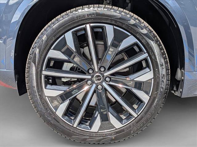 Certified 2026 Volvo XC90 B6 Plus w/ Protection Package Premier AWD/4WD image 26