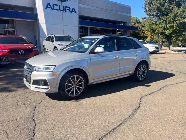Used 2018 Audi Q3 2.0T Premium Plus w/ Premium Plus Package AWD/4WD image 32