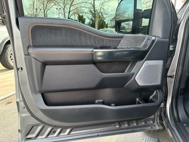 Used 2024 Ford F350 Platinum image 8