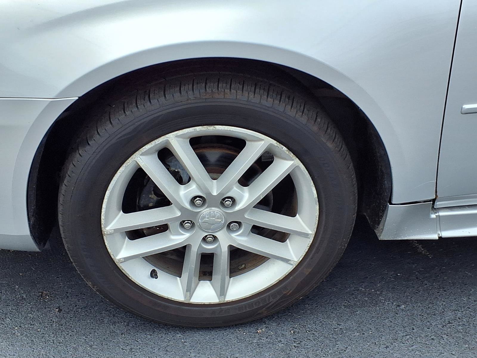 Used 2013 Chevrolet Impala LTZ FWD image 29