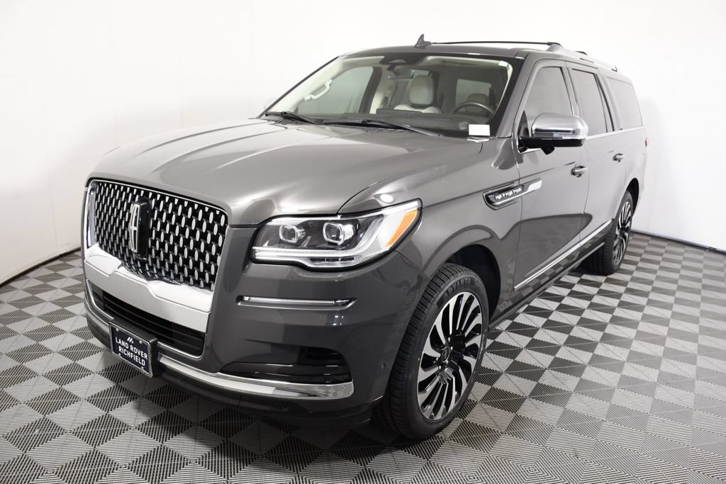 Used 2022 Lincoln Navigator L Black Label AWD/4WD image 1