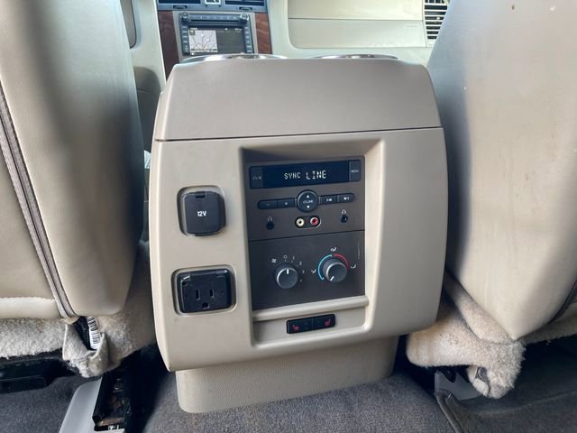 Used 2014 Lincoln Navigator L 4WD image 19