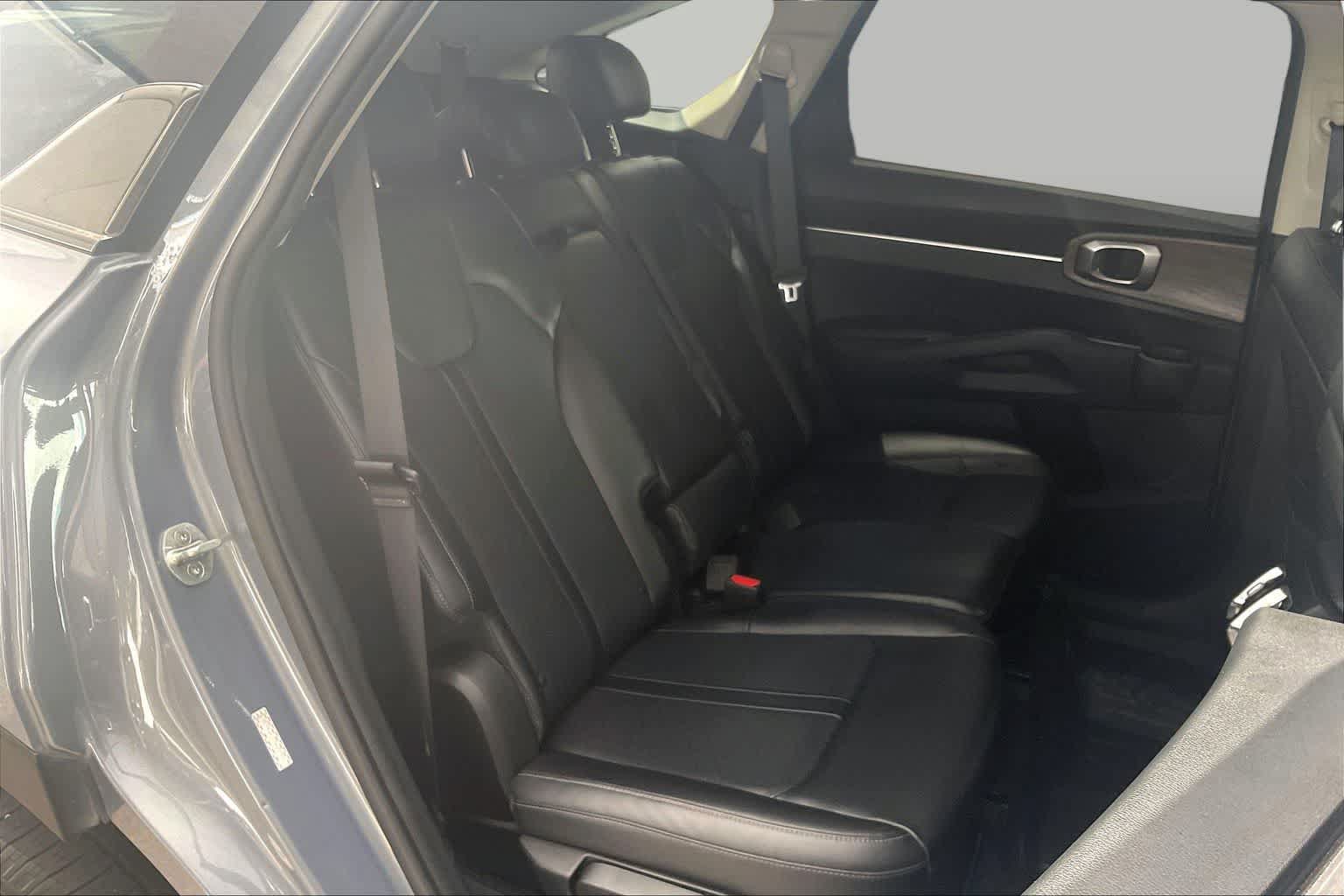 Used 2022 Kia Sorento S w/ Panoramic Sunroof Package AWD/4WD image 20