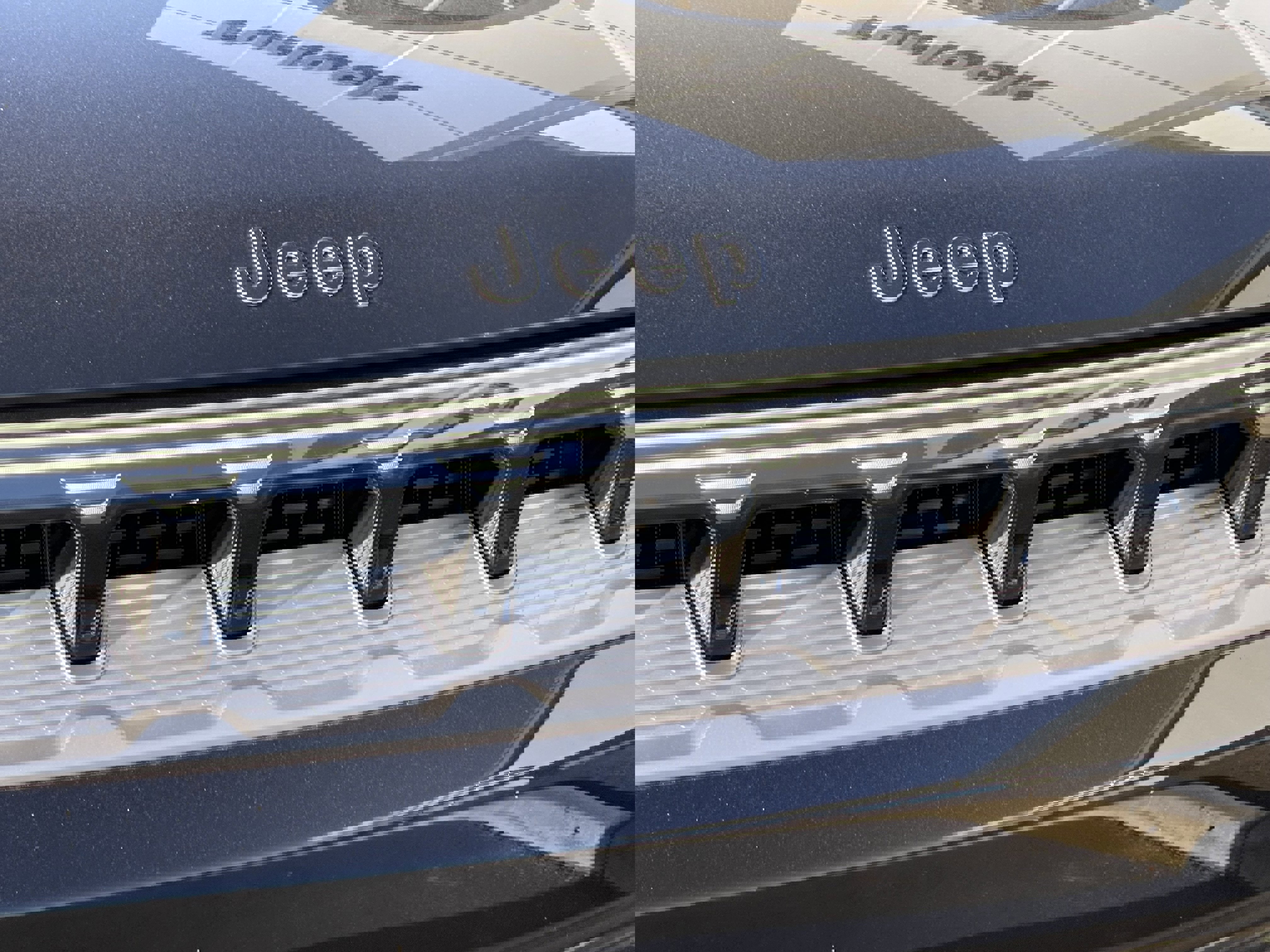 New 2026 Jeep Grand Wagoneer L 4WD w/ HD Trailer Tow Package image 7