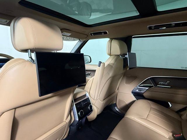 Used 2023 Land Rover Range Rover Long Wheelbase Autobiography AWD/4WD image 23